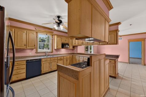 646 S Country Estates Lane Bloomfield IN 47424