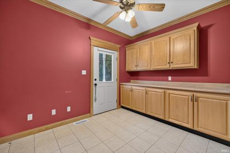646 S Country Estates Lane Bloomfield IN 47424
