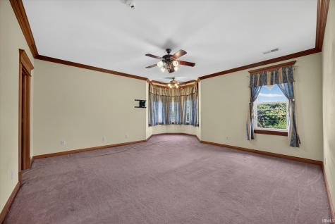 646 S Country Estates Lane Bloomfield IN 47424