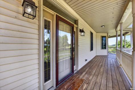 646 S Country Estates Lane Bloomfield IN 47424