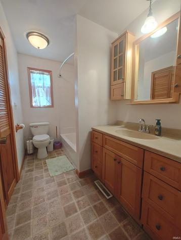 6441 E Calvin Drive Knox IN 46534