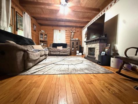 8 Spice Valley Court Mitchell IN 47446