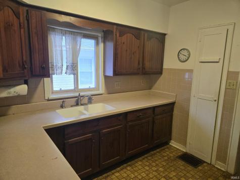 2237 W 8th Street Muncie IN 47302