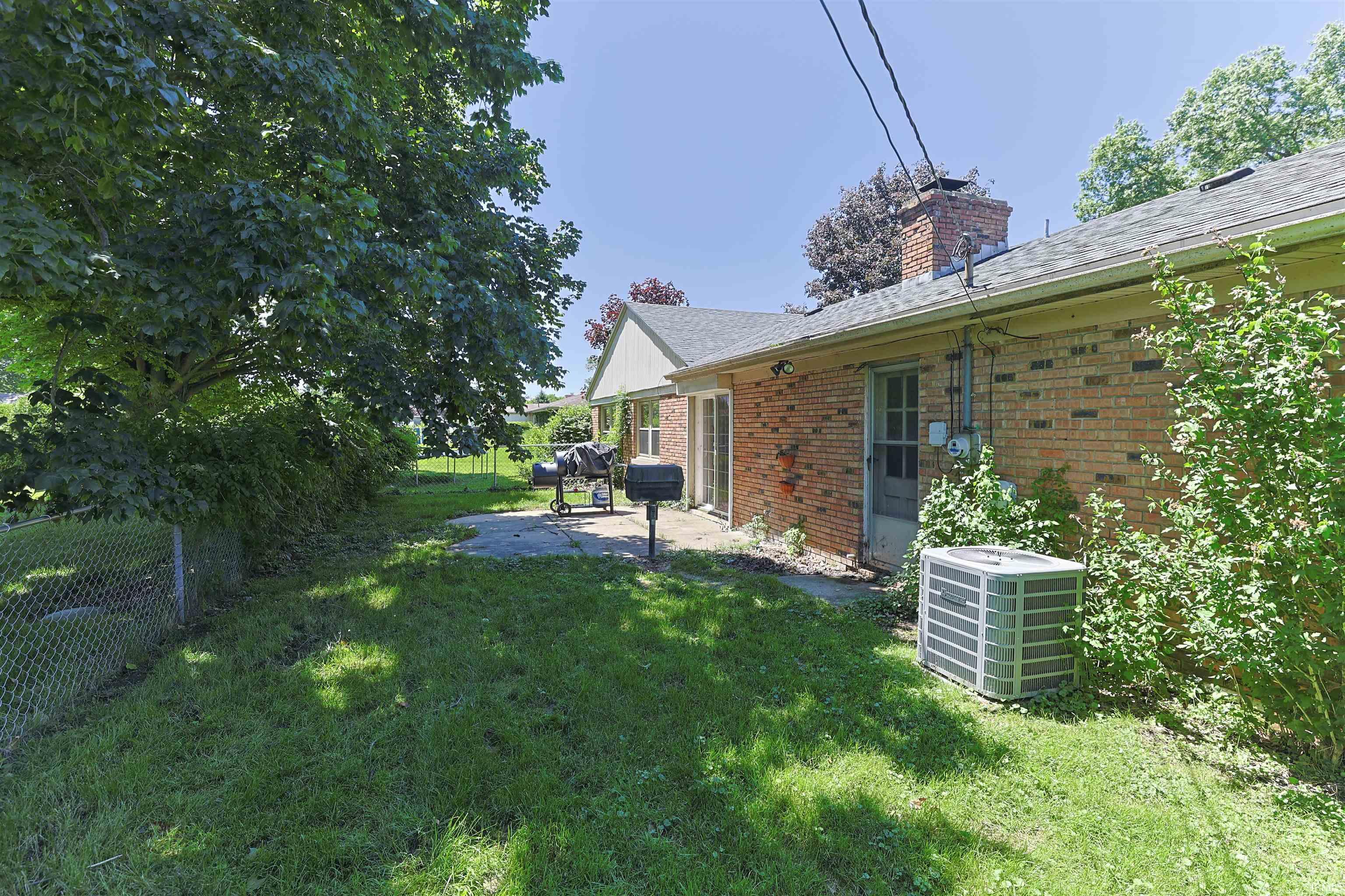 61594 Elderberry Lane South Bend IN 46614