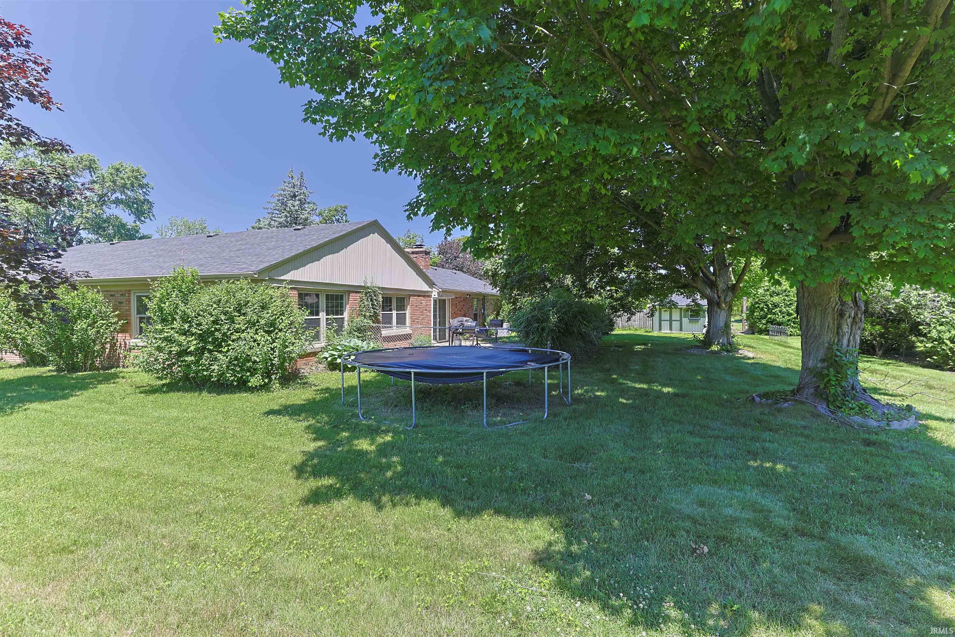 61594 Elderberry Lane South Bend IN 46614