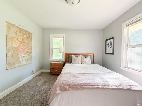 8921 Petersburg Road Evansville IN 47725