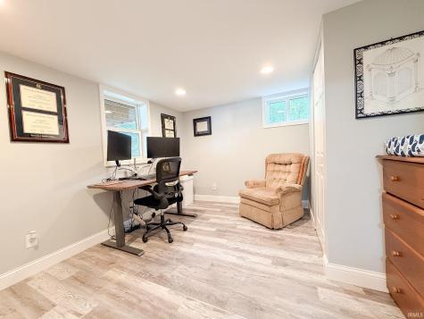 8921 Petersburg Road Evansville IN 47725