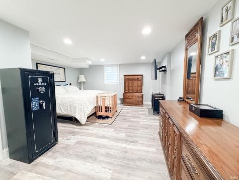 8921 Petersburg Road Evansville IN 47725