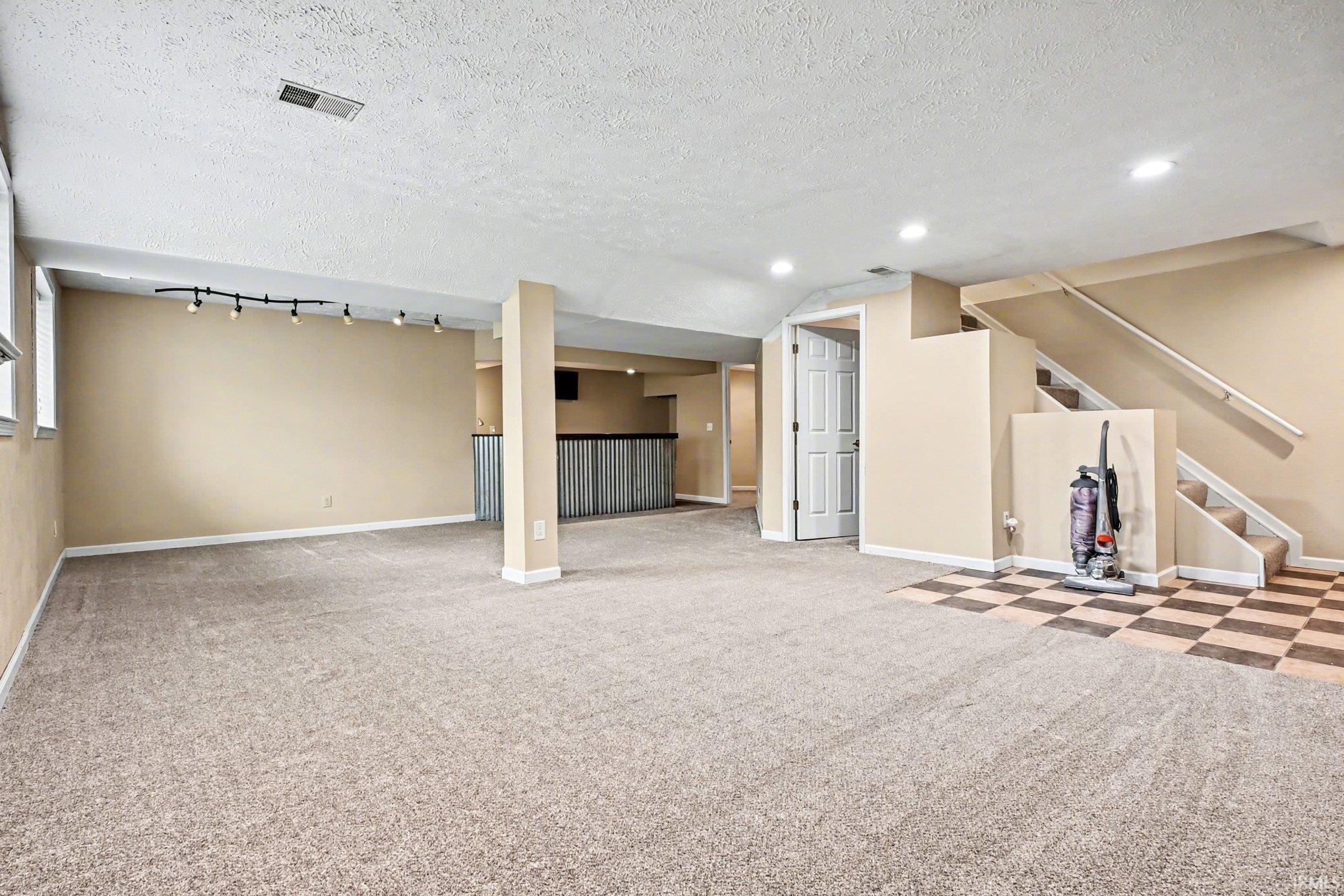 14770 Fairfield Street Drive Granger IN 46530