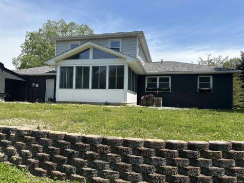 1756 S Riverview Road Peru IN 46970