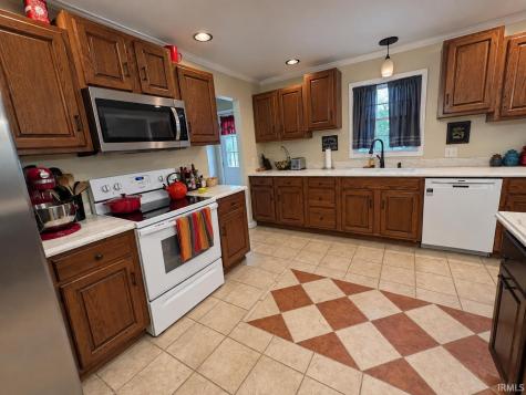 9488 Parkview Drive Plymouth IN 46563