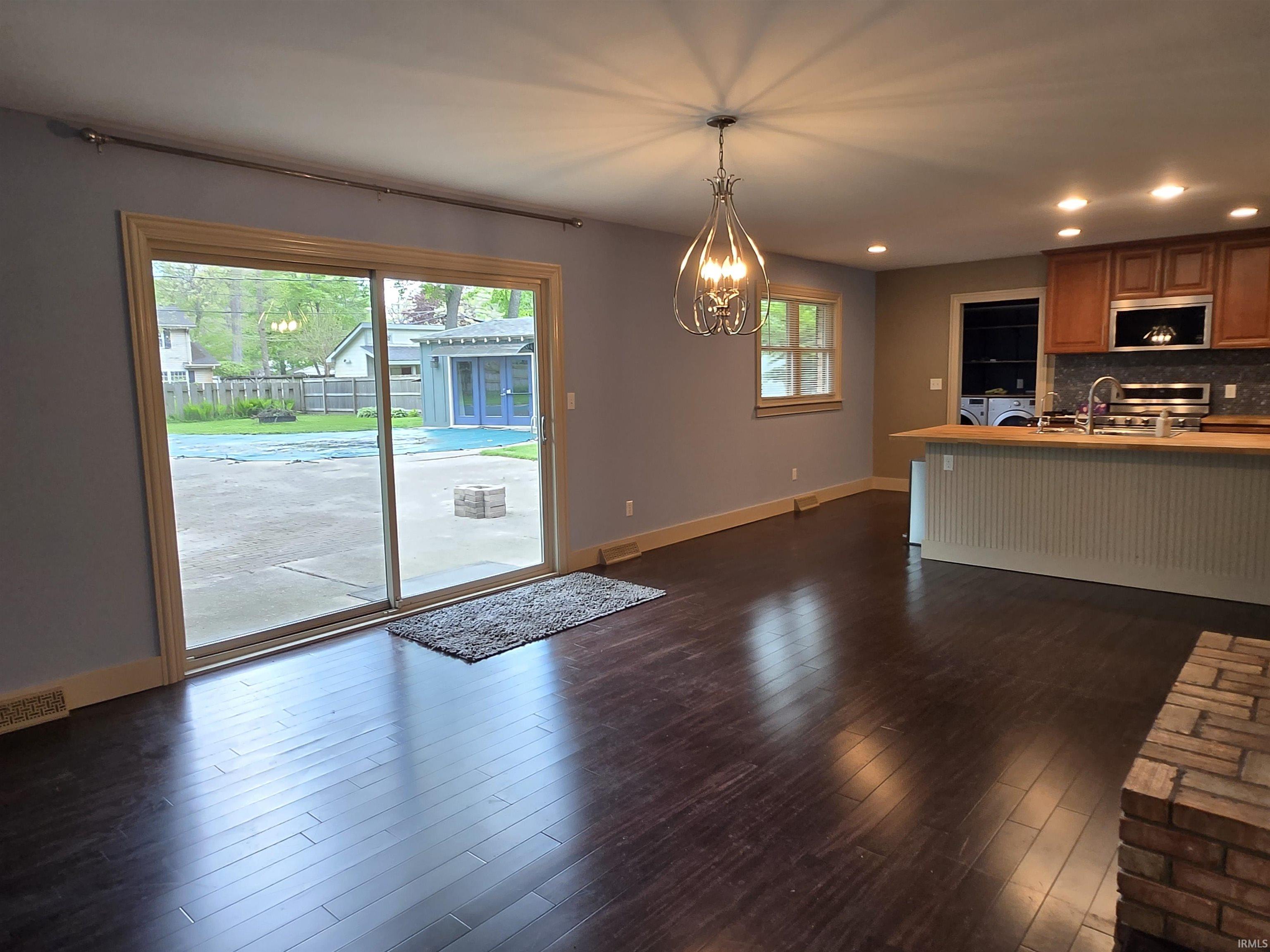 54519 Whispering Oak Drive Mishawaka IN 46545