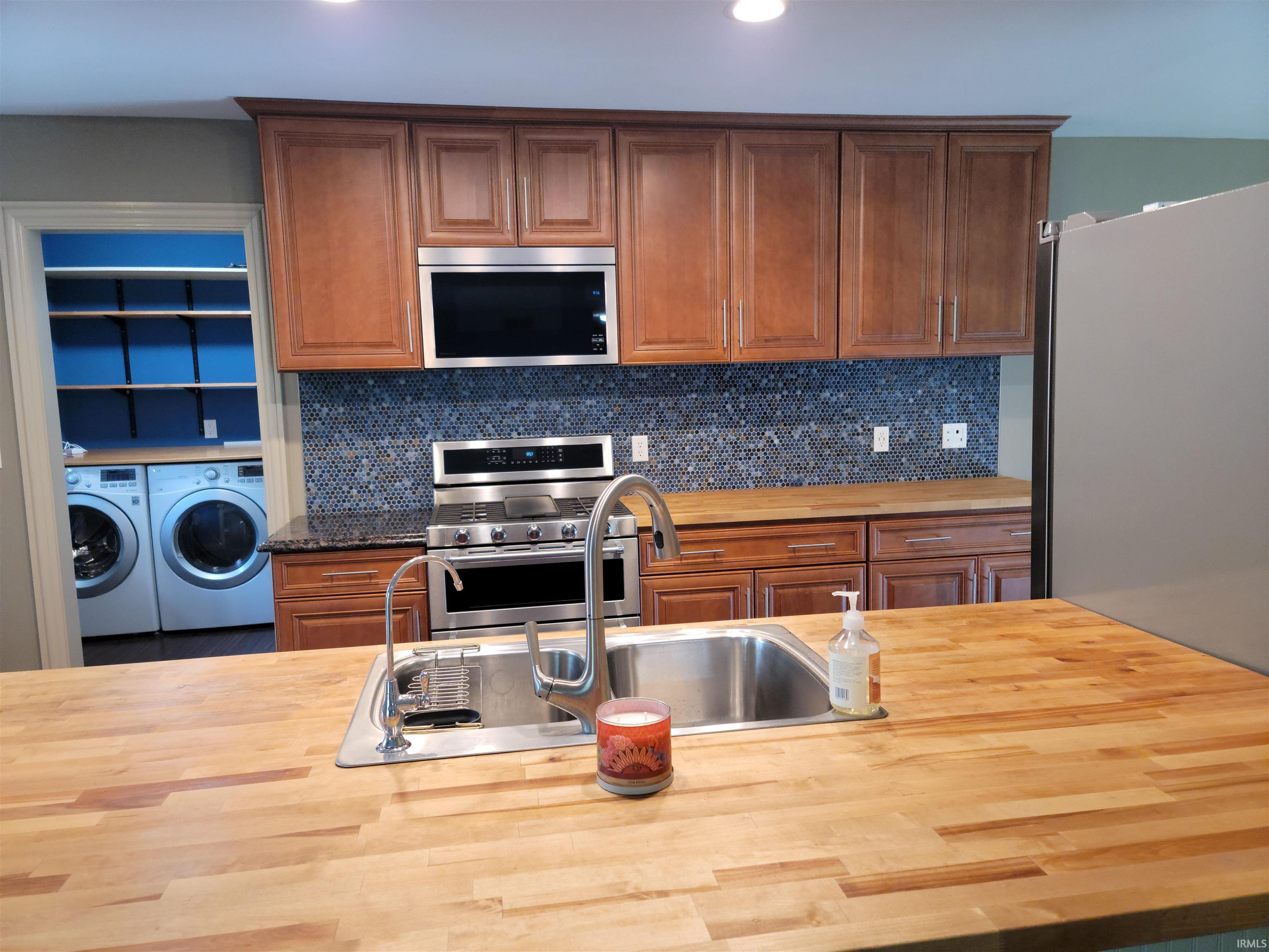 54519 Whispering Oak Drive Mishawaka IN 46545