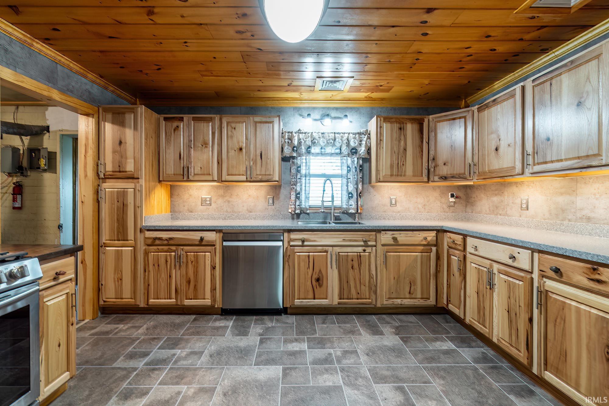 2399 N 700 E Road Akron IN 46910