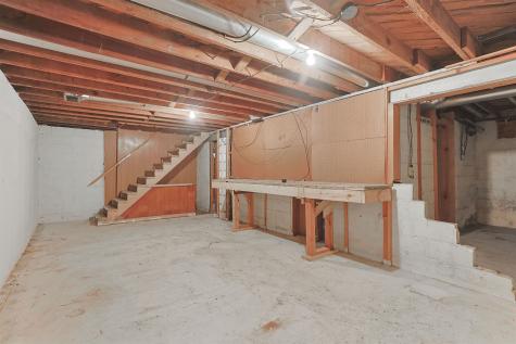 19702 Pasadena Avenue South Bend IN 46614