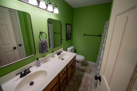 510 Riecken Drive Evansville IN 47711