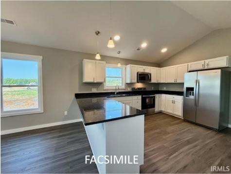 7640 W Julia Drive Ellettsville IN 47429