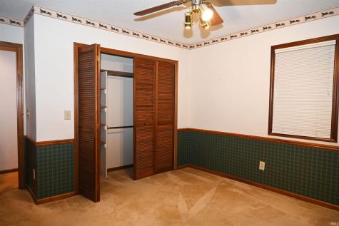 2128 Ransom Drive Fort Wayne IN 46845
