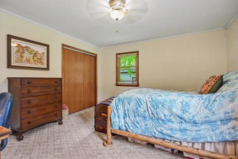 202 E Tyner Drive Warsaw IN 46580