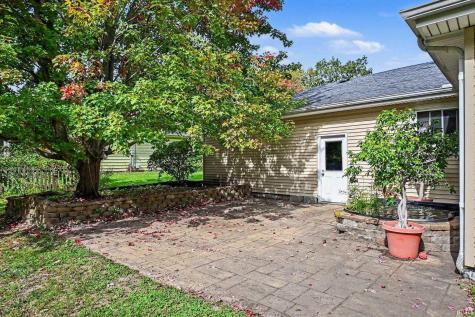 202 E Tyner Drive Warsaw IN 46580