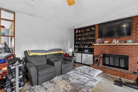 40 West Court Lafayette IN 47909