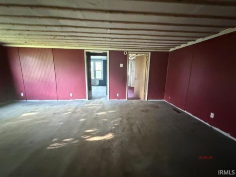 517 E 4th Street Hartford City IN 47348