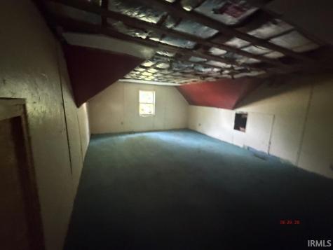 517 E 4th Street Hartford City IN 47348