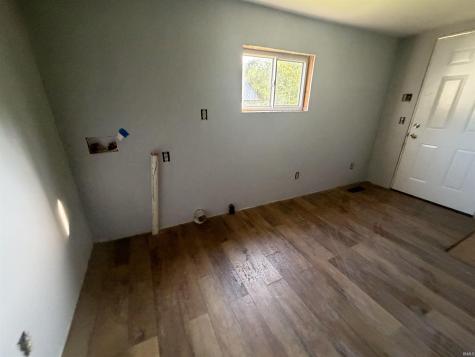 517 E 4th Street Hartford City IN 47348