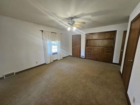 12505 Petersburg Road Evansville IN 47725