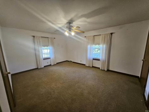 12505 Petersburg Road Evansville IN 47725