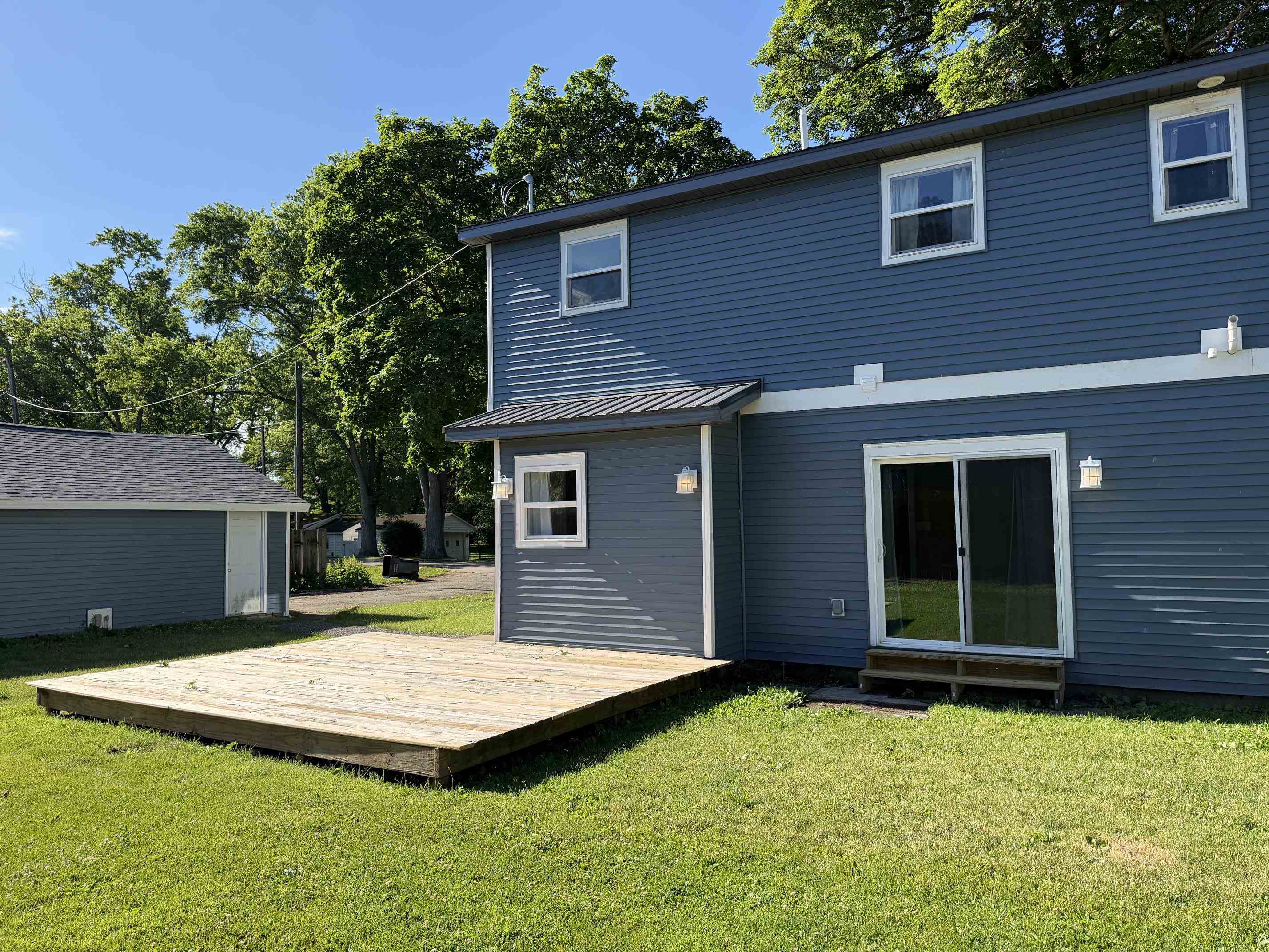 301 E Catherine Street Milford IN 46542