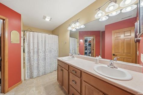 12508 Carroll Ridge Drive Fort Wayne IN 46818