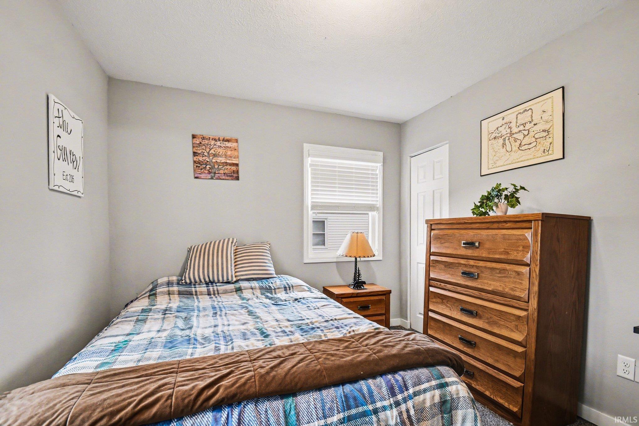 1009 Somerset Avenue Mishawaka IN 46544
