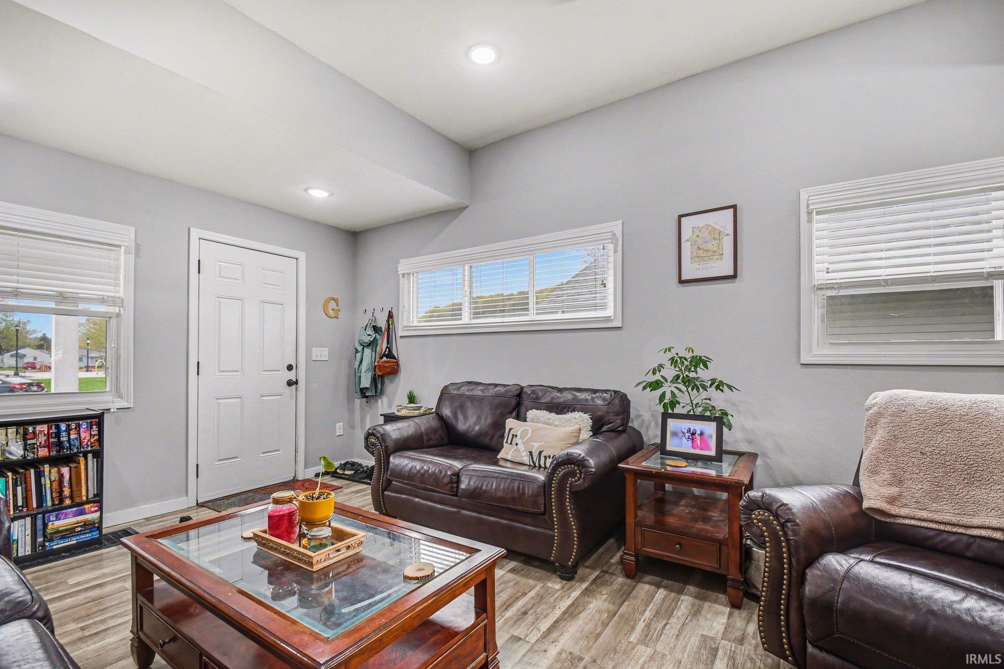 1009 Somerset Avenue Mishawaka IN 46544