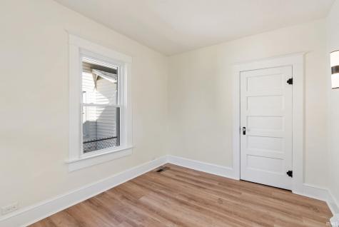 1652 High Street Fort Wayne IN 46808