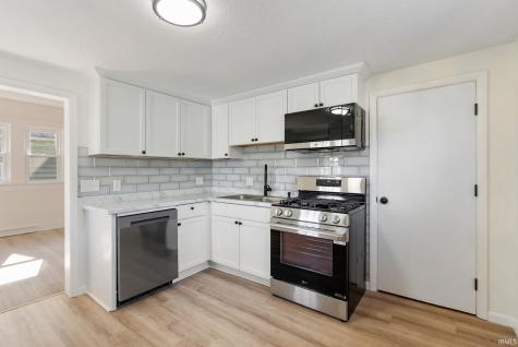 1652 High Street Fort Wayne IN 46808