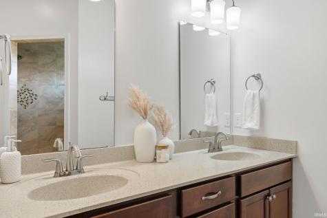 3293 Charlais Circle Delphi IN 46923