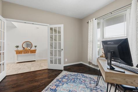 3293 Charlais Circle Delphi IN 46923