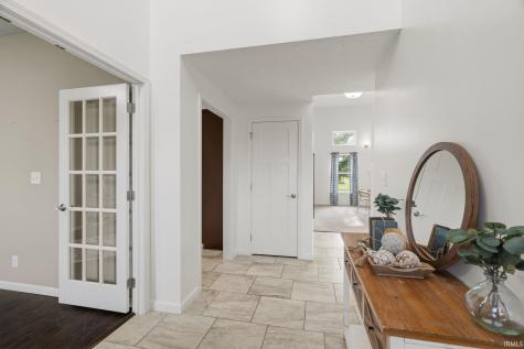 3293 Charlais Circle Delphi IN 46923