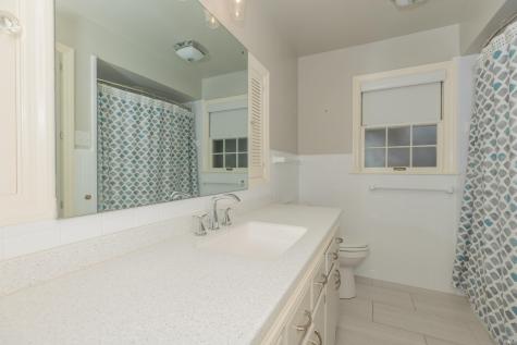 7127 Taylor Avenue Evansville IN 47715