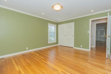 7127 Taylor Avenue Evansville IN 47715
