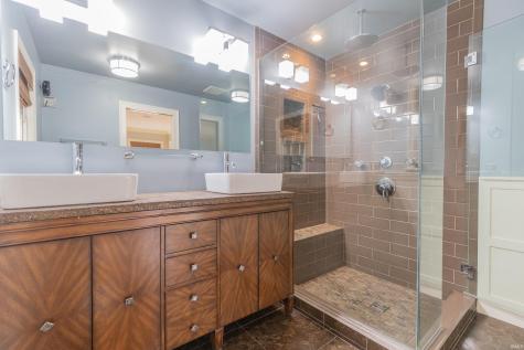 7127 Taylor Avenue Evansville IN 47715