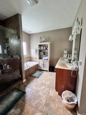 2439 Schick Drive Kokomo IN 46902