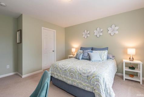 605 S Bobcat Bend Bloomington IN 47403
