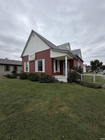 909 NE A Street Linton IN 47441