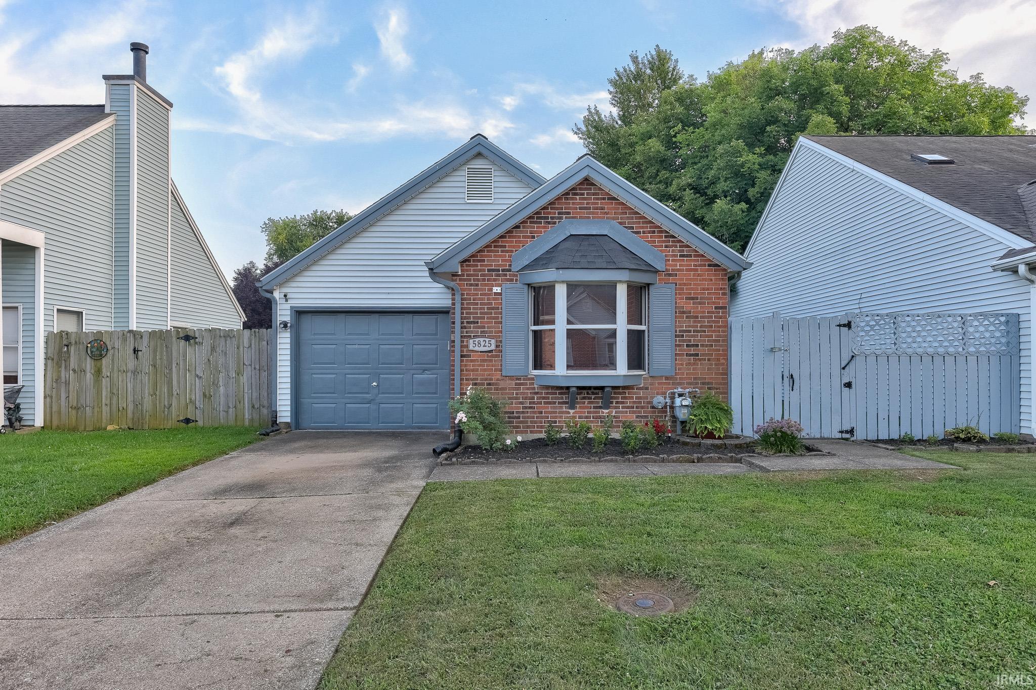 5825 Crossfield Drive Evansville IN 47715