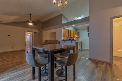 5825 Crossfield Drive Evansville IN 47715