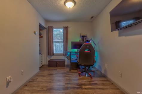5825 Crossfield Drive Evansville IN 47715