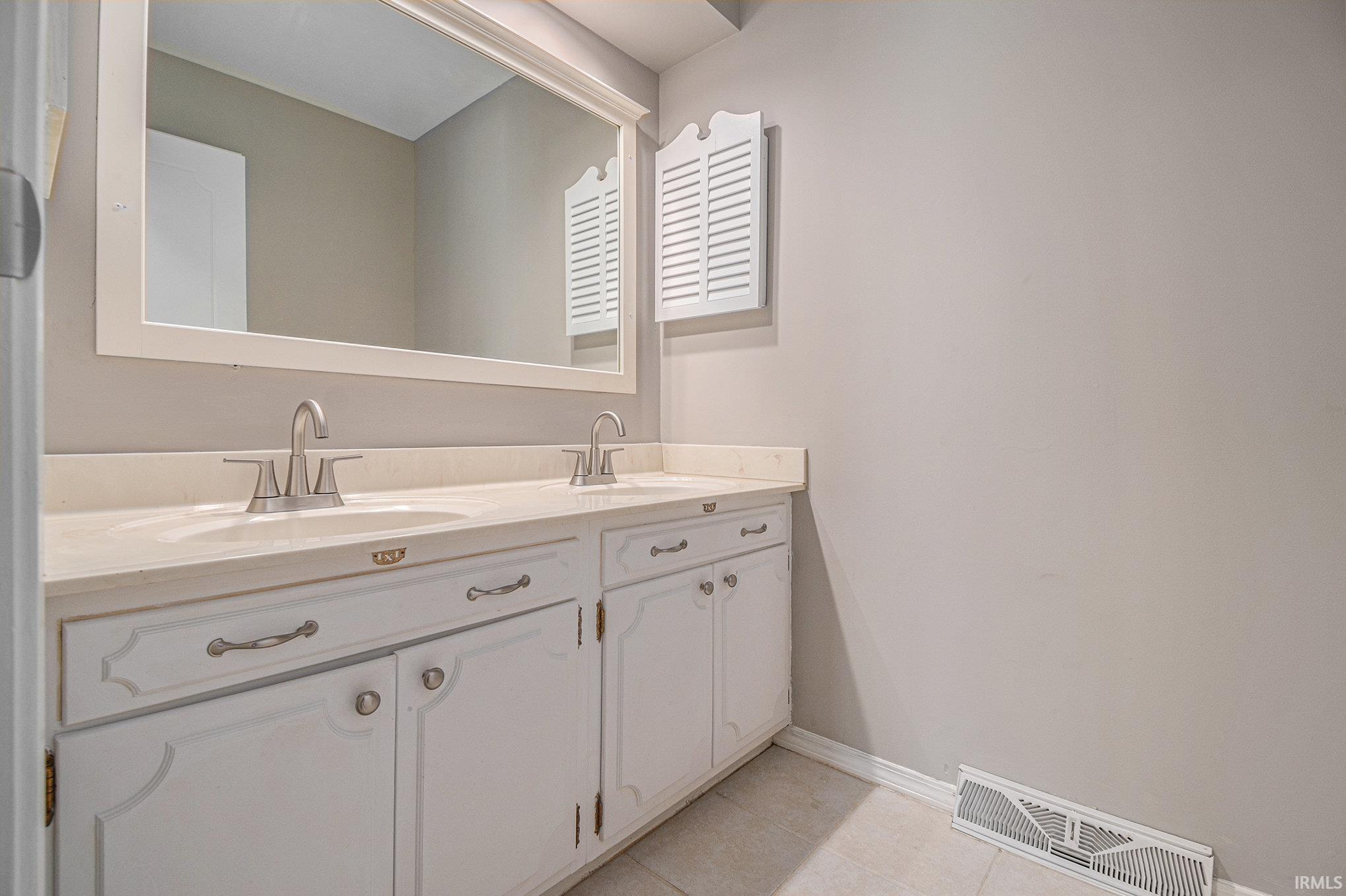 3009 East Lake Drive South Elkhart IN 46514