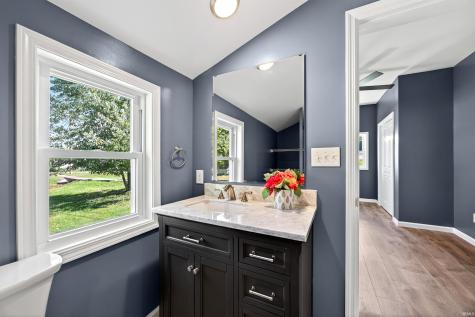 220 S 2nd Street Ellettsville IN 47429